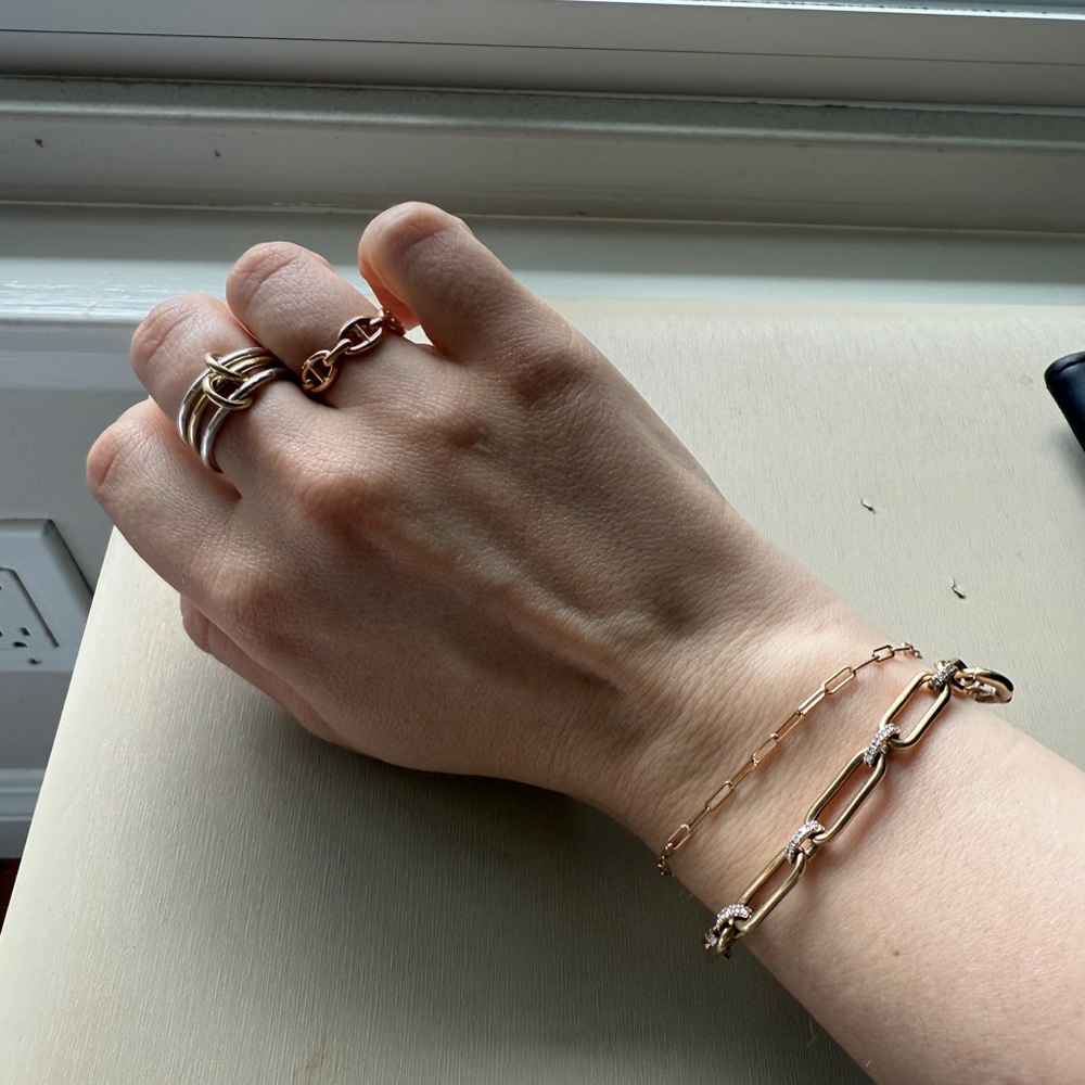Hermes Chain D’Ancre Rose 18K Gold Ring Authentic